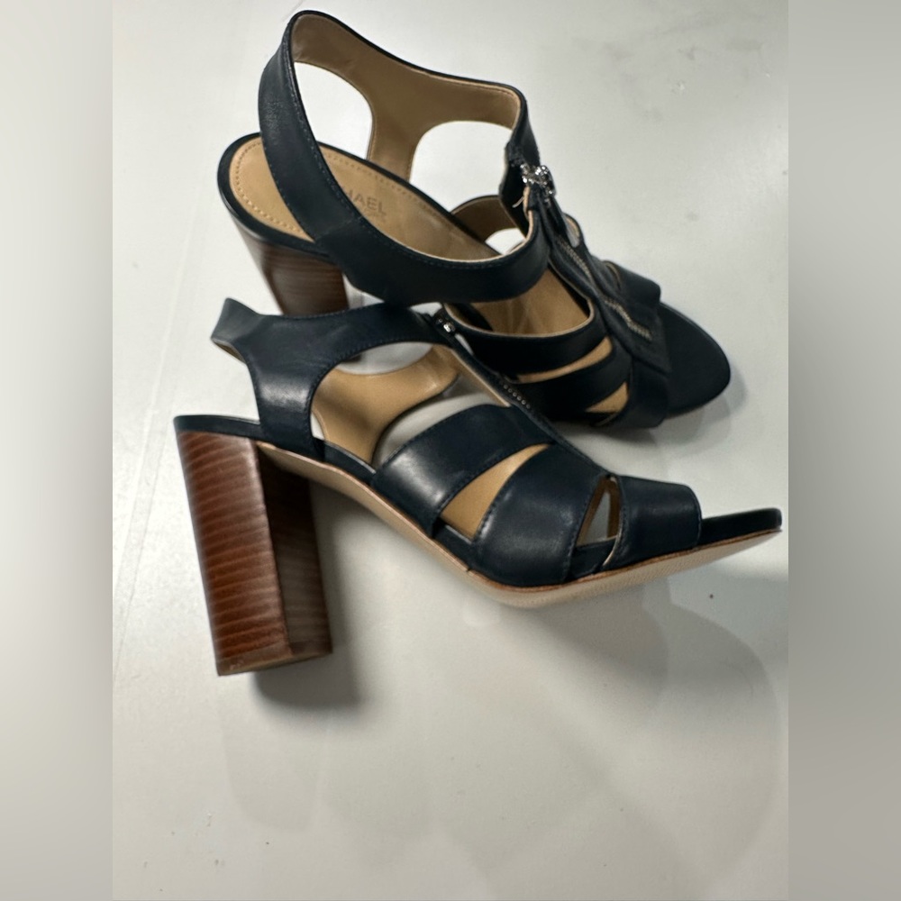 NWOT Michael Kors Sandals